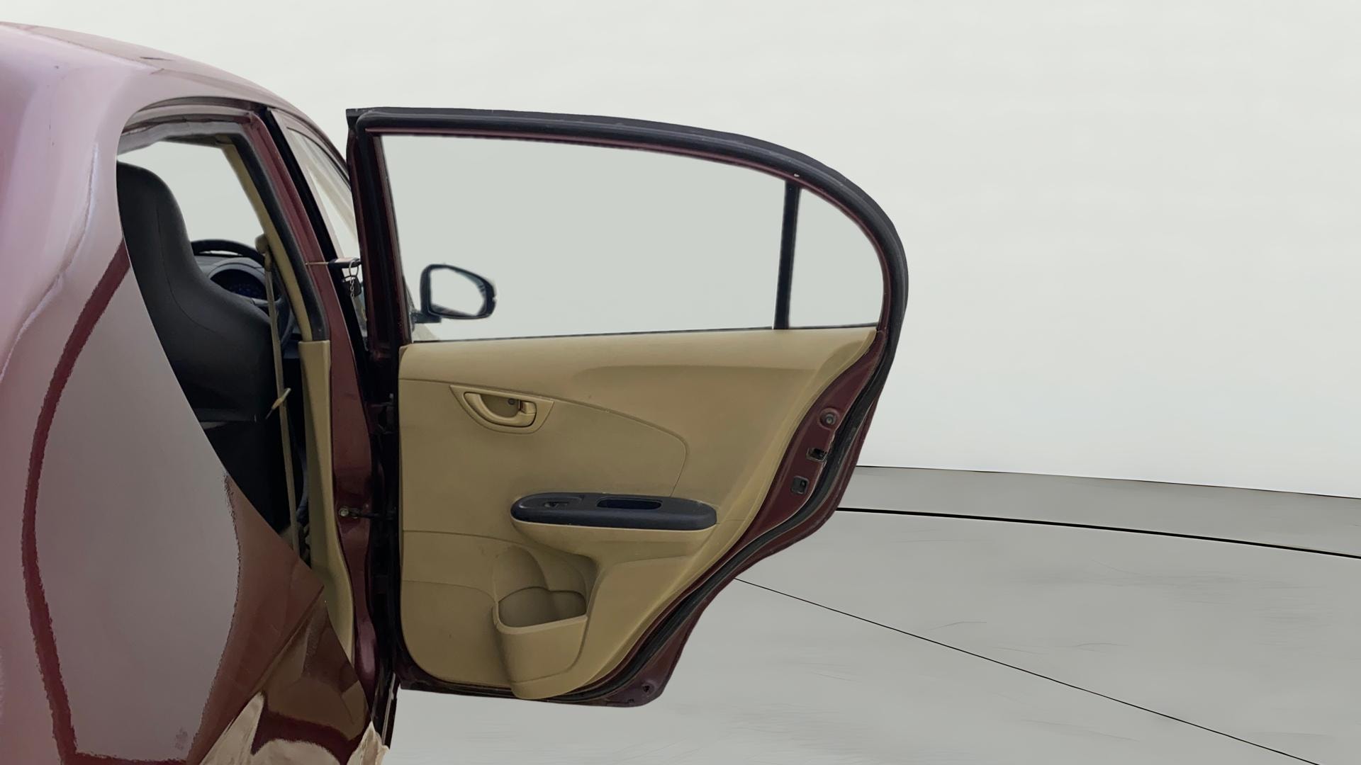 View 2015 Honda Amaze E MT Petrol BS IV Image 7 Used 2015 Honda Amaze E MT Petrol BS IV Image 7
