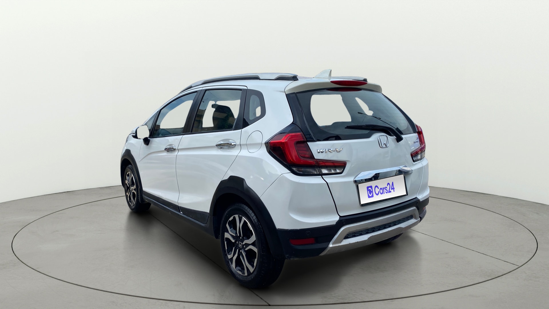 View 2021 Honda WR-V S MT Diesel Edge Edition Image 2 Used 2021 Honda WR-V S MT Diesel Edge Edition Image 2