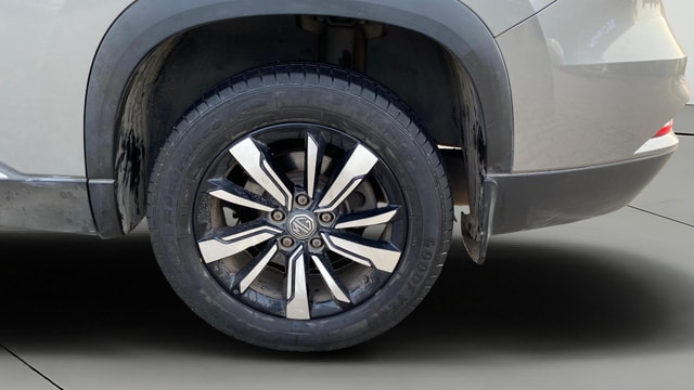 View MG Hector Plus Image 12 Used MG Hector Plus Image 12