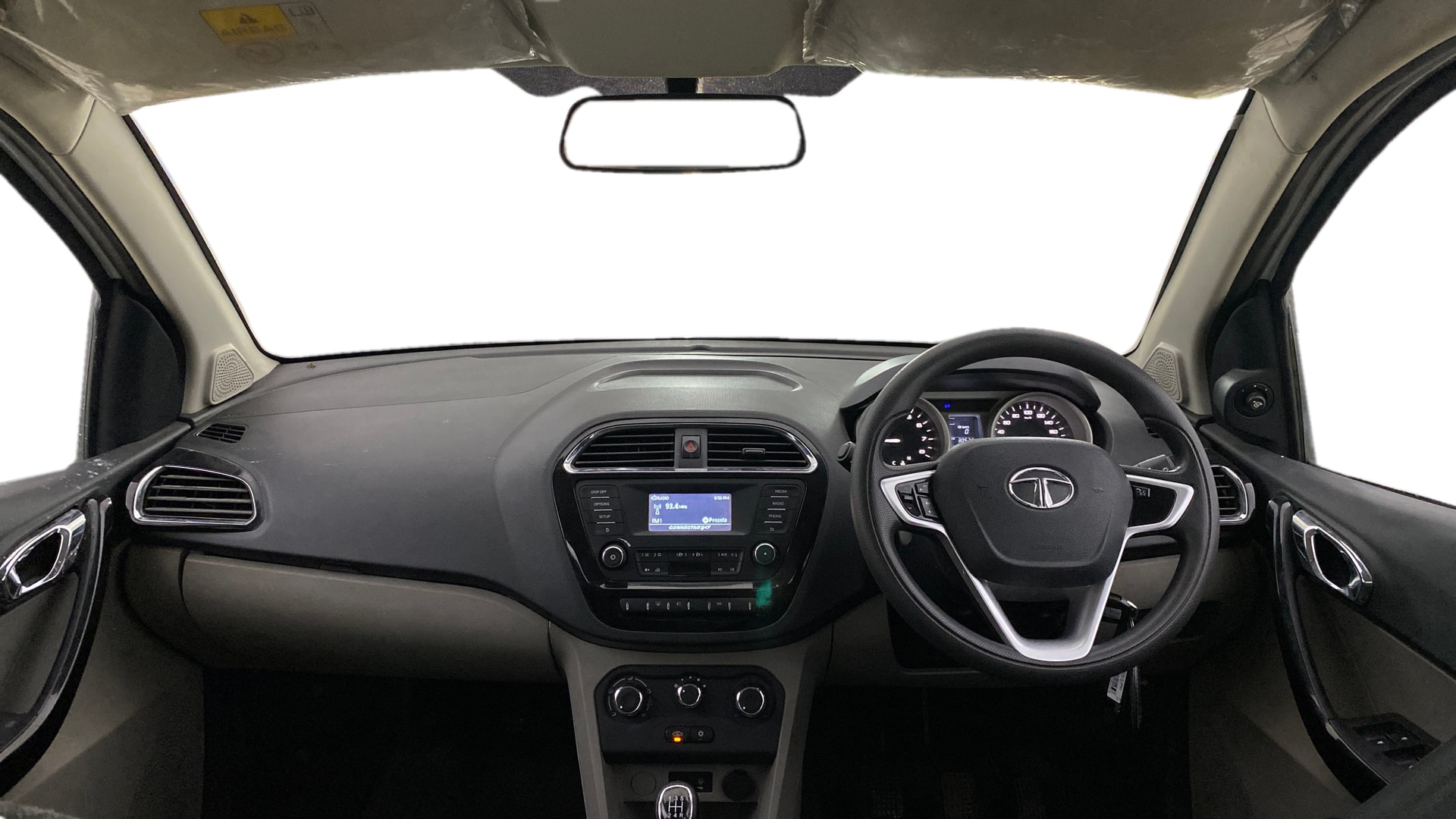 View 2017 Tata Tiago Revotorq XB Image 15 Used 2017 Tata Tiago Revotorq XB Image 15