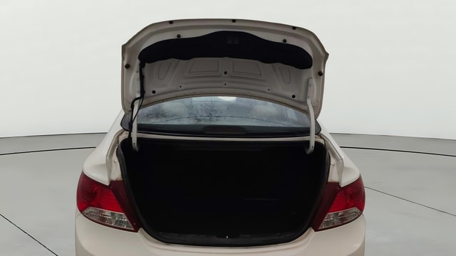 View Hyundai Fluidic Verna Image 30 Used Hyundai Fluidic Verna Image 30