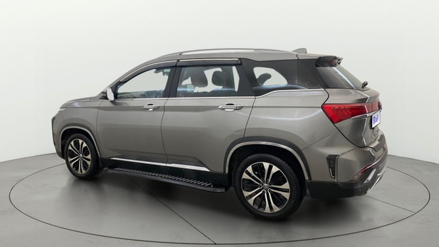 View MG Hector Plus Image 2 Used MG Hector Plus Image 2