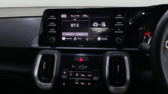 View Kia Sonet Image 17 Used Kia Sonet Image 17