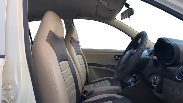 View Hyundai i10 Image 25 Used Hyundai i10 Image 25
