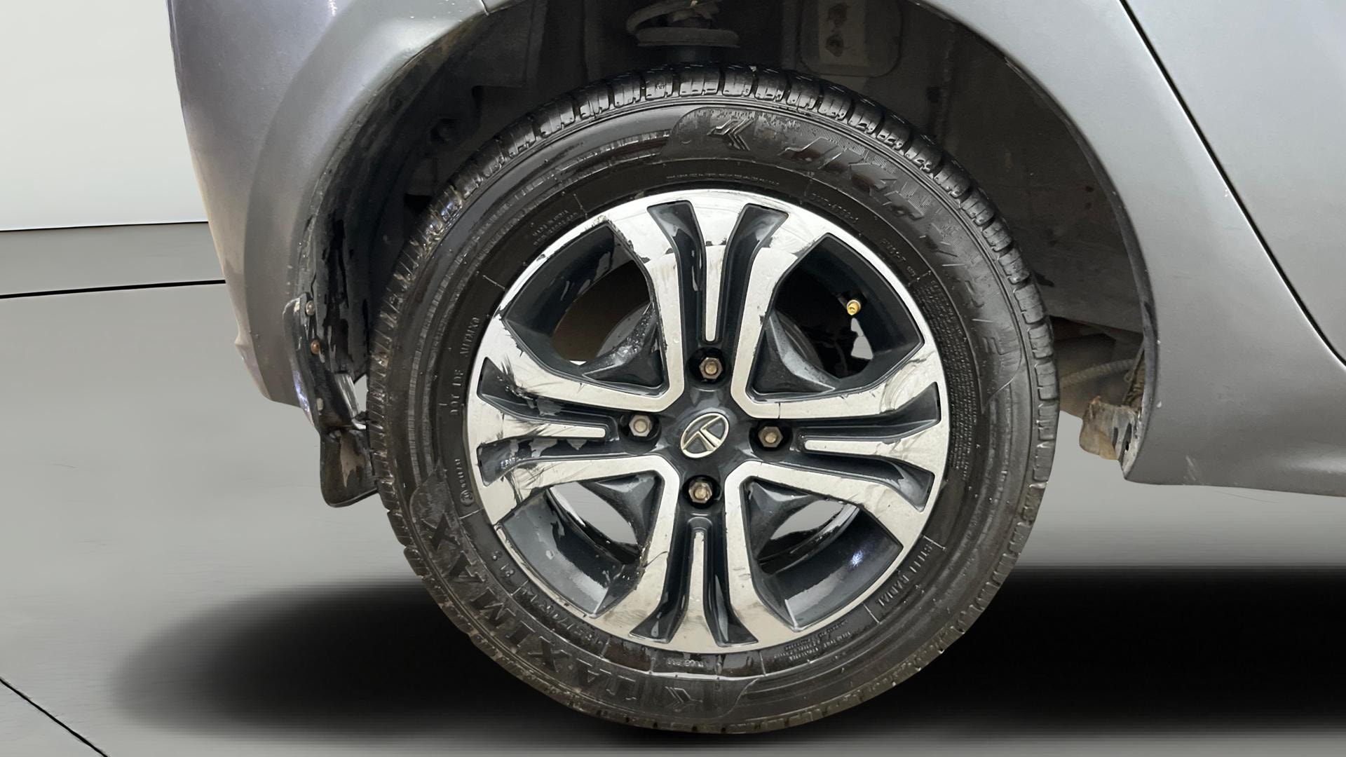 View 2020 Tata Tiago Revotorq XB Image 32 Used 2020 Tata Tiago Revotorq XB Image 32