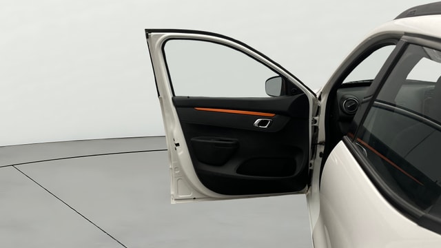 View Renault Kwid Image 36 Used Renault Kwid Image 36