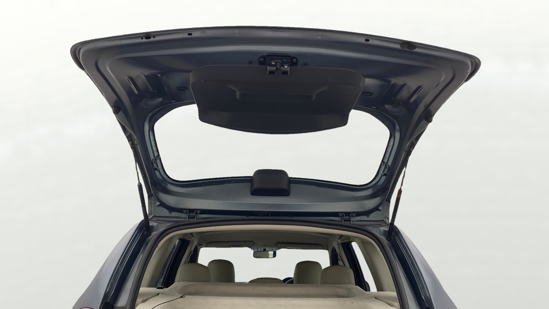 View 2014 Renault Duster Petrol RXE BS IV Image 16 Used 2014 Renault Duster Petrol RXE BS IV Image 16