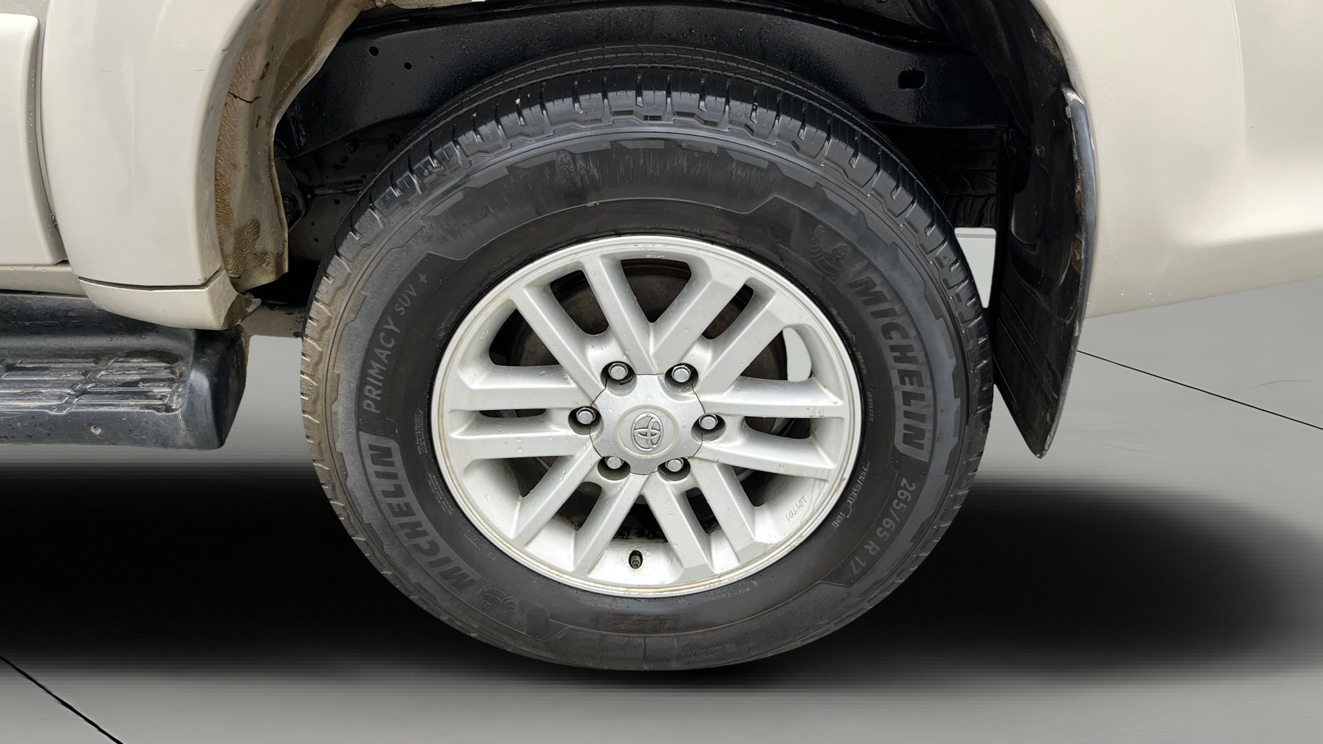 Used 2013 Toyota Fortuner Used 2013 Toyota Fortuner
