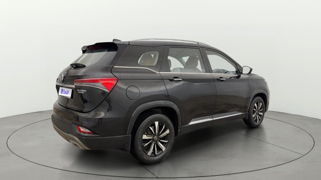 View MG Hector Plus Image 48 Used MG Hector Plus Image 48