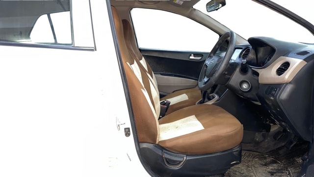 View Hyundai Grand i10 Image 26 Used Hyundai Grand i10 Image 26