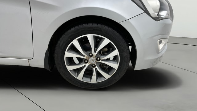 View Hyundai Verna Image 42 Used Hyundai Verna Image 42