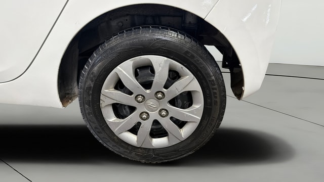 View Hyundai EON Image 11 Used Hyundai EON Image 11