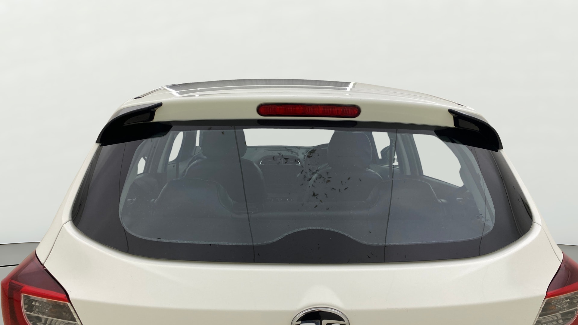 View 2024 Tata Tiago Revotorq XB Image 4 Used 2024 Tata Tiago Revotorq XB Image 4