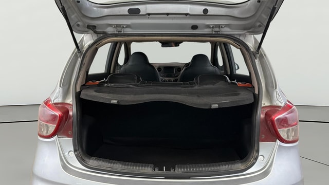 View Hyundai Grand i10 Image 37 Used Hyundai Grand i10 Image 37