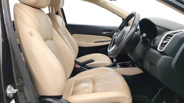 View Honda City ZX Image 28 Used Honda City ZX Image 28