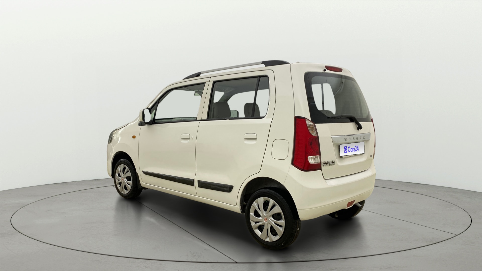 View 2015 Maruti Suzuki 1000 Base Variant Image 2 Used 2015 Maruti Suzuki 1000 Base Variant Image 2