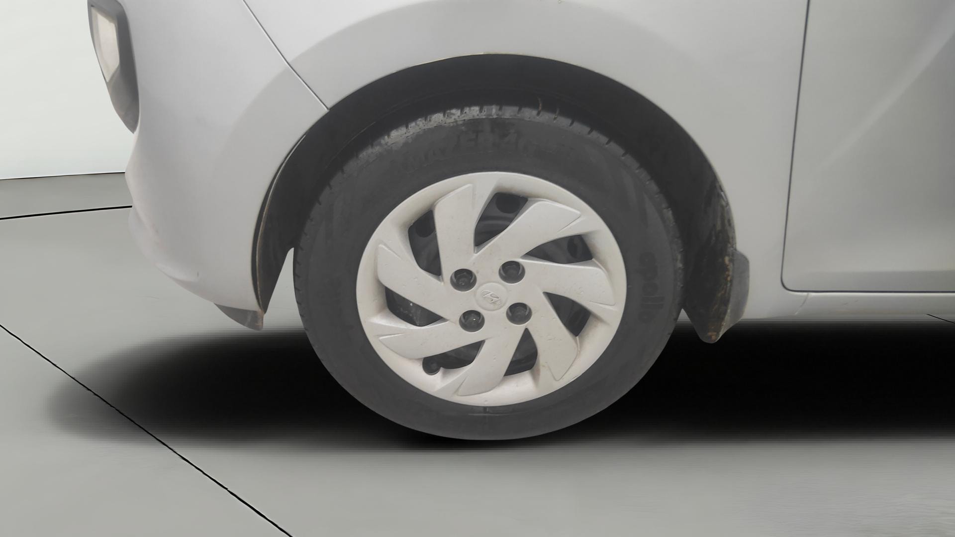 View 2019 Hyundai New Santro D-Lite Petrol Image 33 Used 2019 Hyundai New Santro D-Lite Petrol Image 33