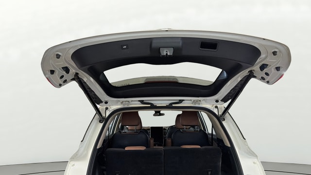 View MG Hector Plus Image 17 Used MG Hector Plus Image 17