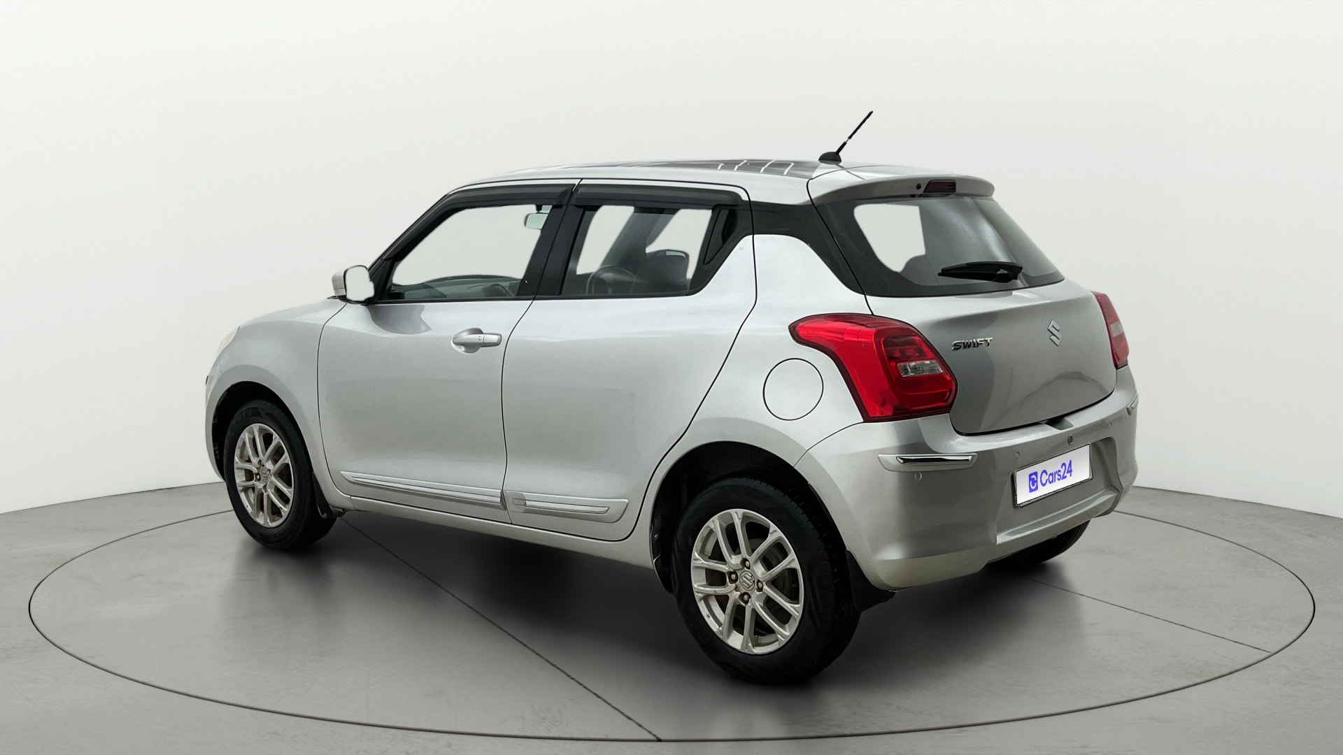 View 2018 Maruti Suzuki 1000 Base Variant Image 2 Used 2018 Maruti Suzuki 1000 Base Variant Image 2