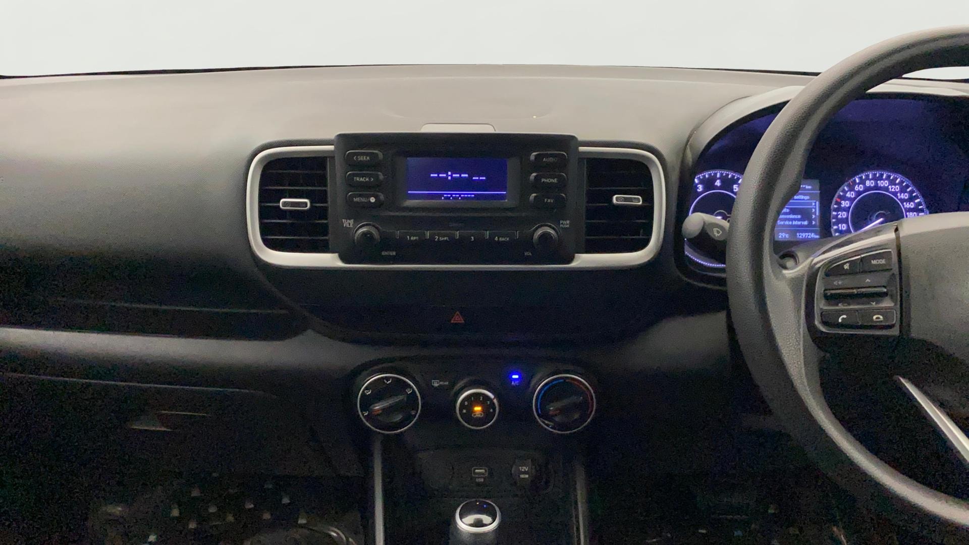 View 2021 Hyundai Venue S 1.0 Petrol AT Image 17 Used 2021 Hyundai Venue S 1.0 Petrol AT Image 17