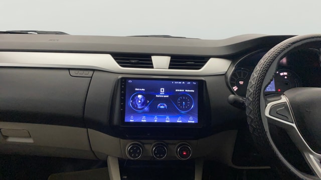 View Renault Triber Image 18 Used Renault Triber Image 18