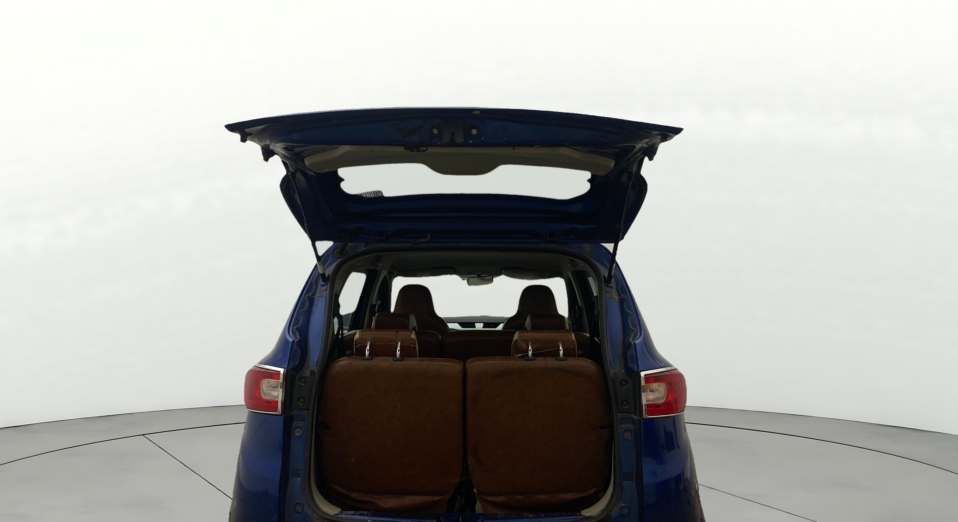 View 2020 Renault Triber RXZ Image 17 Used 2020 Renault Triber RXZ Image 17