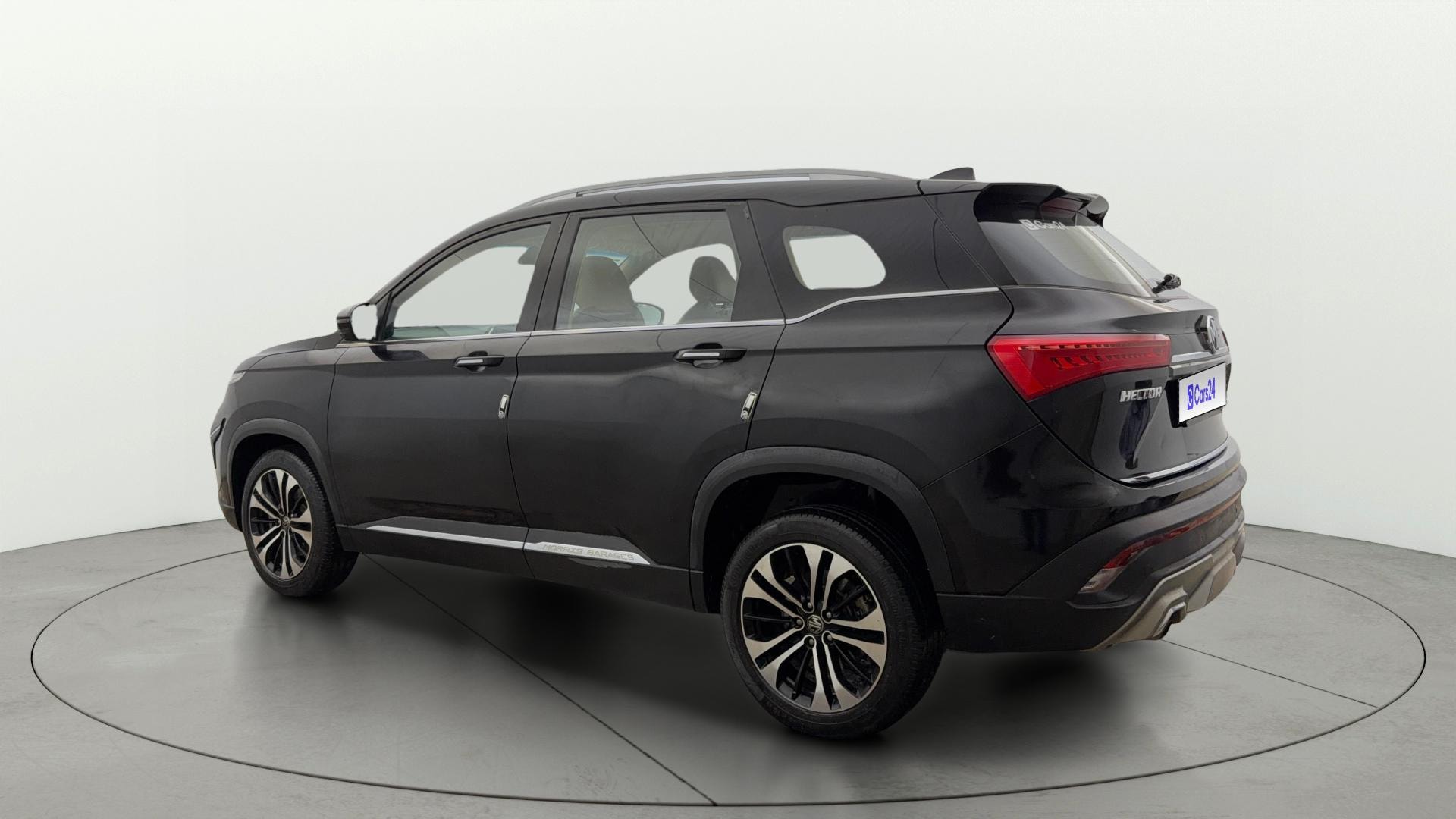 View 2021 MG Hector Sharp Petrol BS IV Image 2 Used 2021 MG Hector Sharp Petrol BS IV Image 2