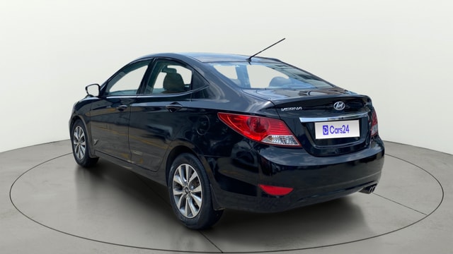View Hyundai Fluidic Verna Image 2 Used Hyundai Fluidic Verna Image 2
