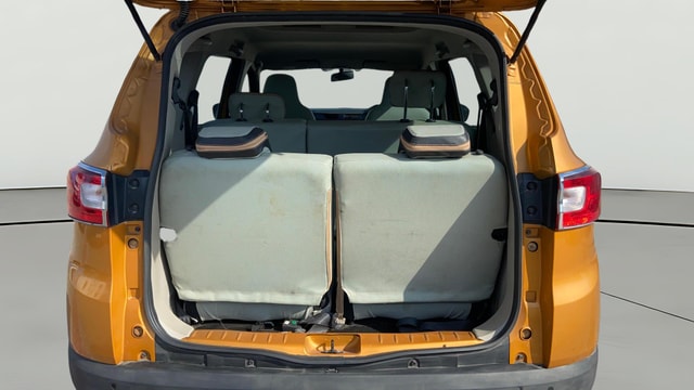 View Renault Triber Image 38 Used Renault Triber Image 38