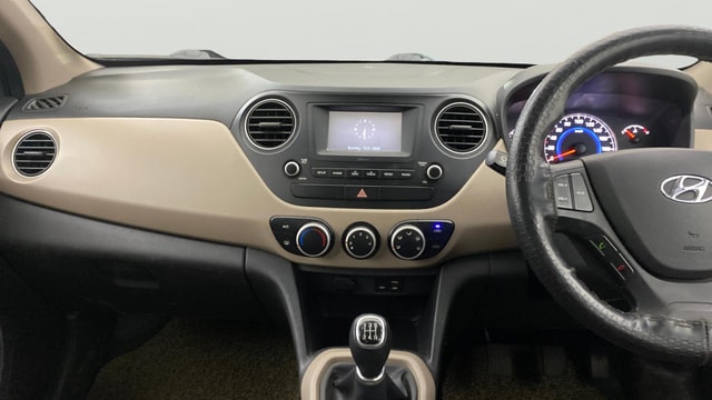 View Hyundai Grand i10 Image 17 Used Hyundai Grand i10 Image 17