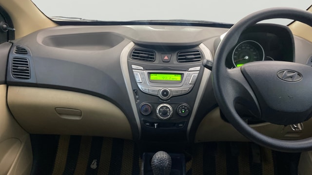 View Hyundai EON Image 17 Used Hyundai EON Image 17