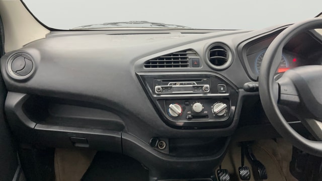 View Datsun Redi GO Image 30 Used Datsun Redi GO Image 30