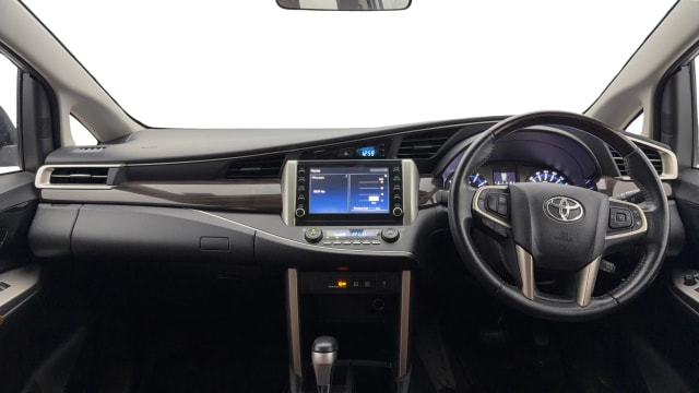 View Toyota Innova Crysta Image 17 Used Toyota Innova Crysta Image 17