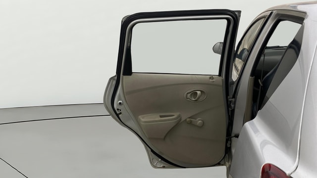 View Datsun Go Image 14 Used Datsun Go Image 14