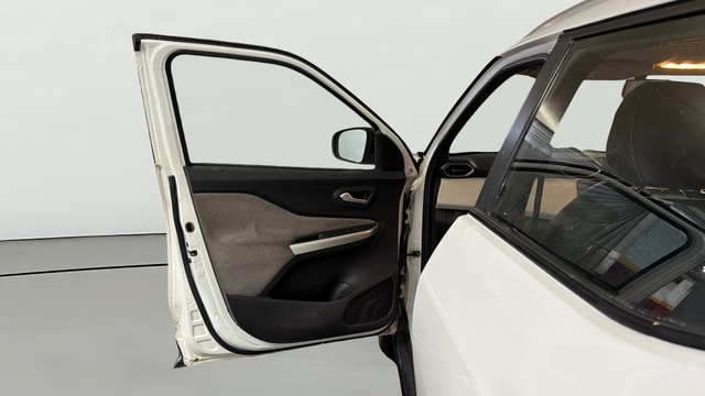 View Nissan Magnite Image 30 Used Nissan Magnite Image 30