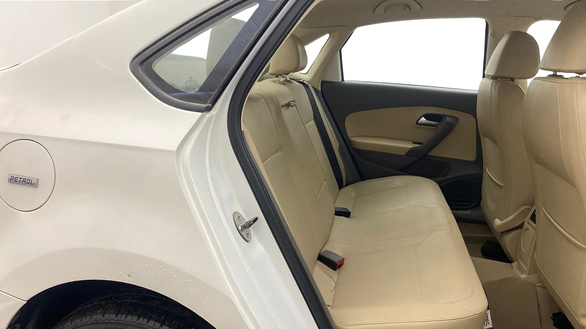 View 2016 Volkswagen Vento 1.2 L TSI Comfortline Petrol AT Image 30 Used 2016 Volkswagen Vento 1.2 L TSI Comfortline Petrol AT Image 30