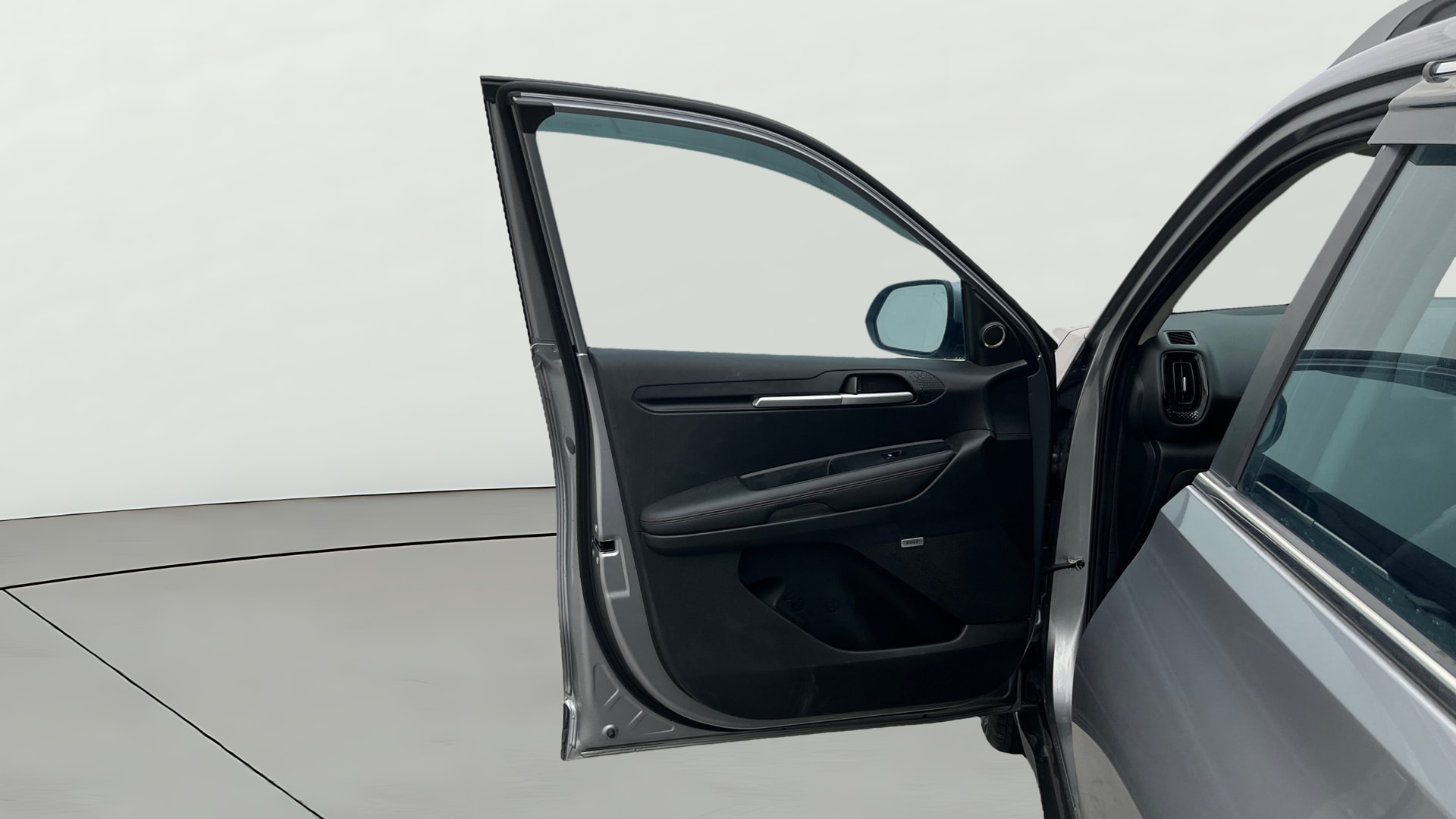 View 2022 Kia Sonet GTX Plus Diesel Image 39 Used 2022 Kia Sonet GTX Plus Diesel Image 39