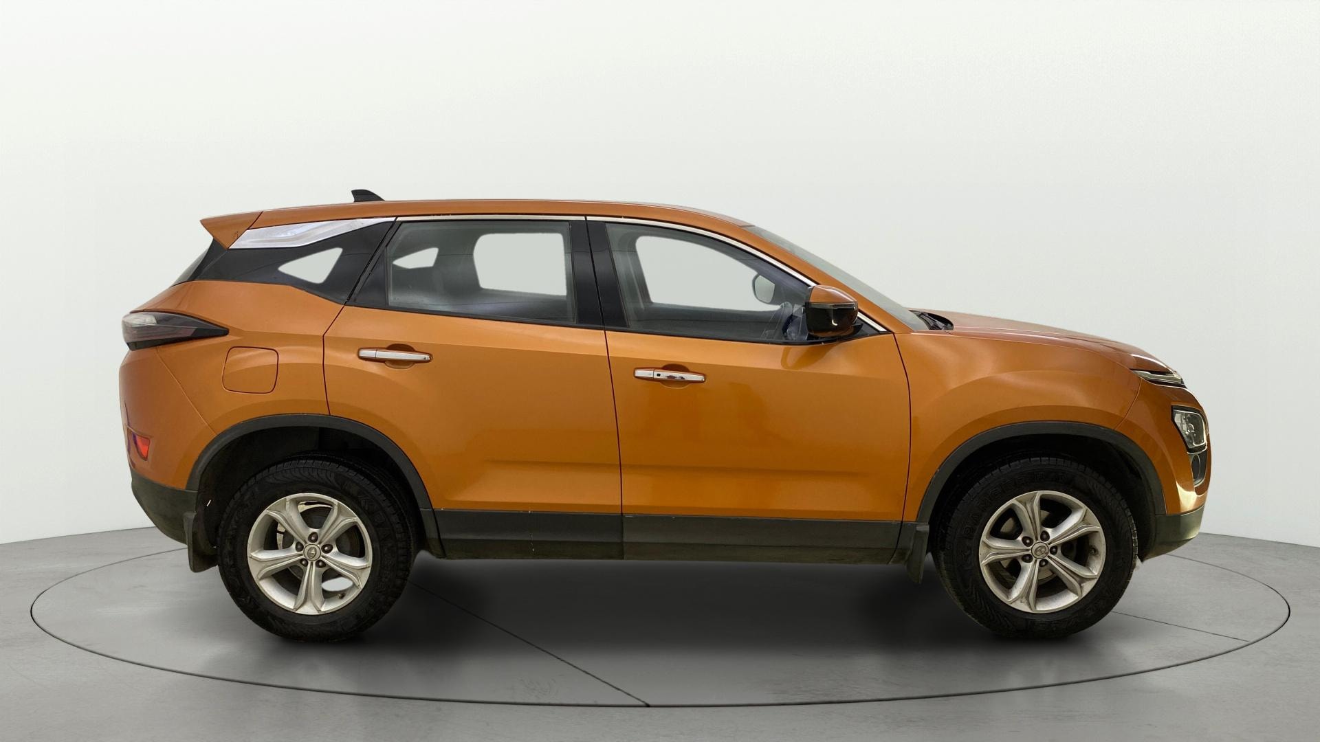 View 2019 Tata Harrier XE Image 8 Used 2019 Tata Harrier XE Image 8