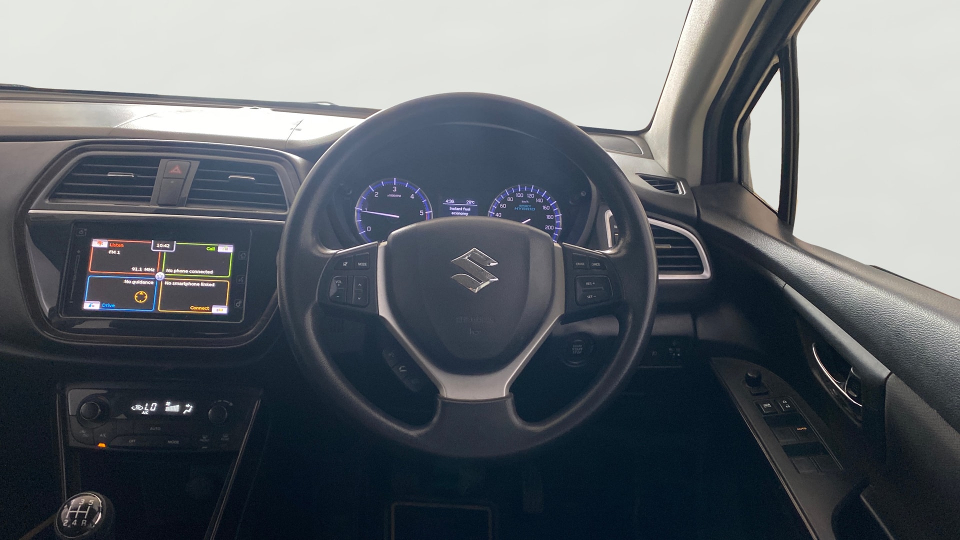 View 2017 Maruti Suzuki 1000 Base Variant Image 21 Used 2017 Maruti Suzuki 1000 Base Variant Image 21