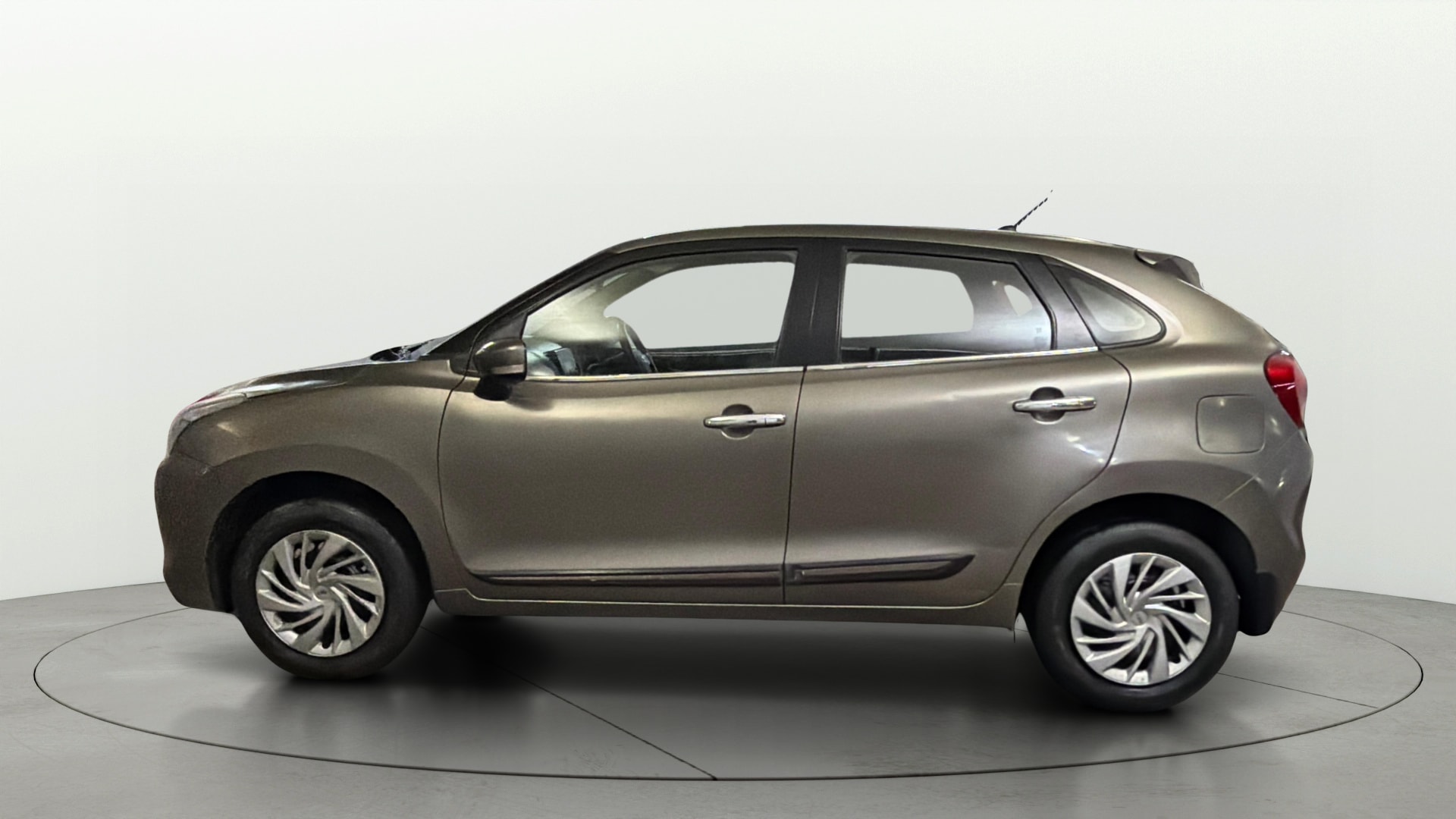 View 2021 Maruti Suzuki 1000 Base Variant Image 5 Used 2021 Maruti Suzuki 1000 Base Variant Image 5