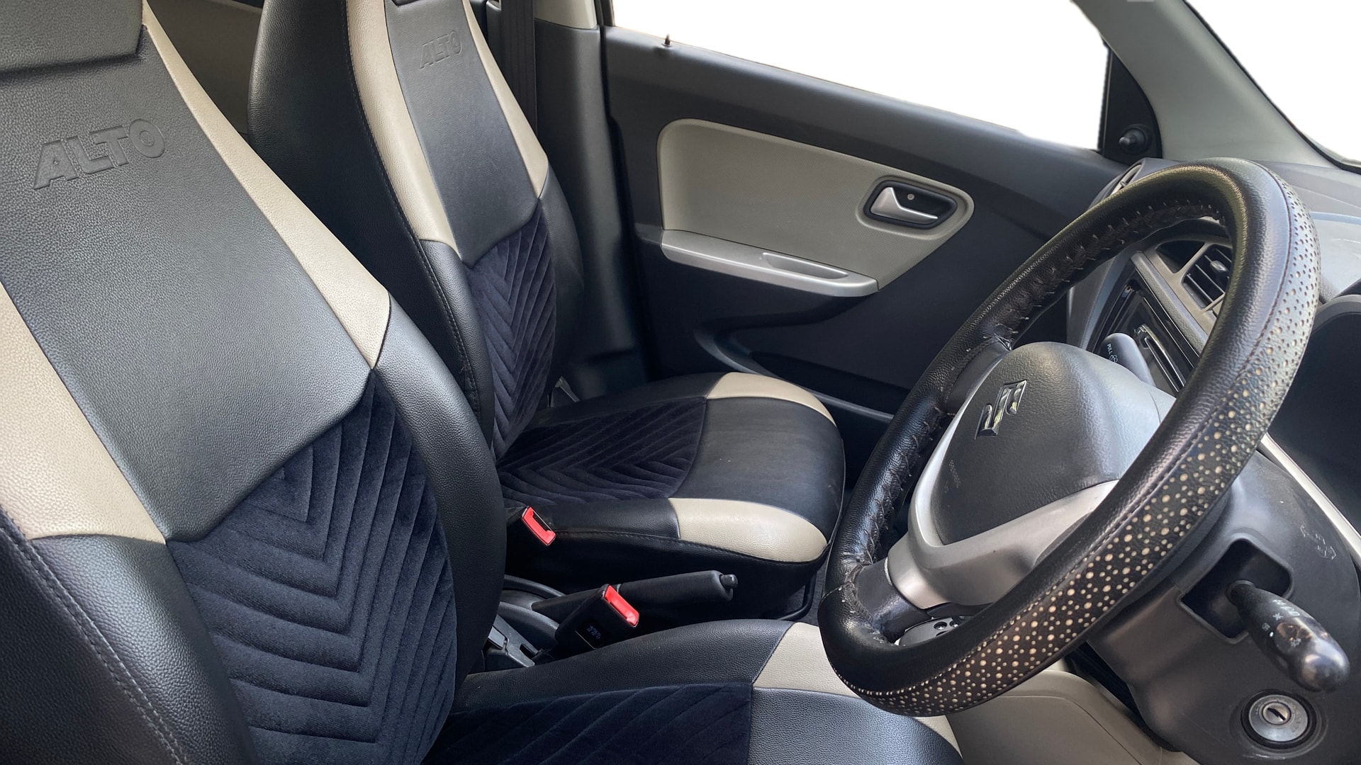 View 2017 Maruti Suzuki Alto K10 LX Image 25 Used 2017 Maruti Suzuki Alto K10 LX Image 25
