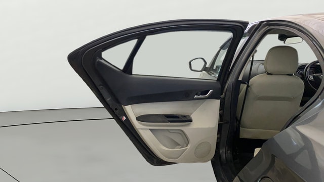 View Tata Tigor Image 14 Used Tata Tigor Image 14