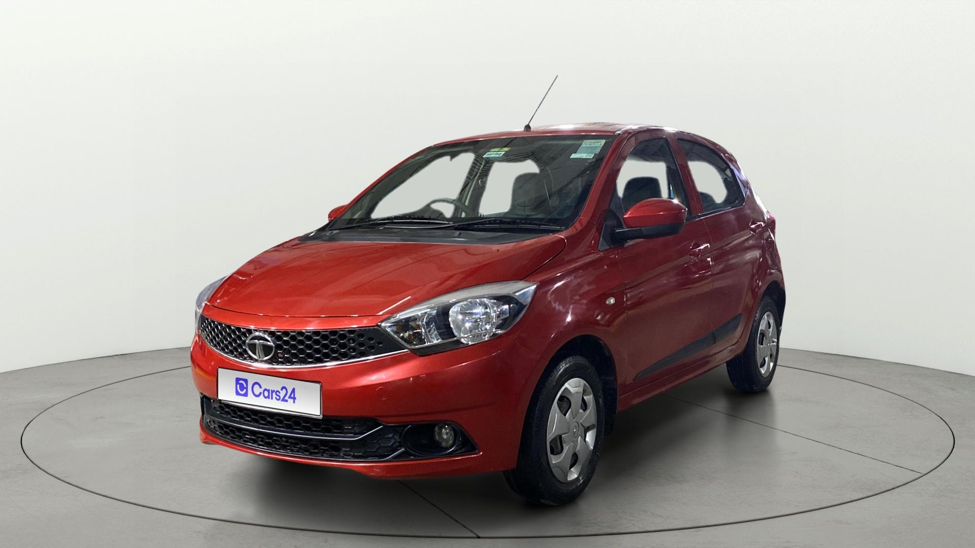 View 2019 Tata Tiago Revotorq XB Image 34 Used 2019 Tata Tiago Revotorq XB Image 34