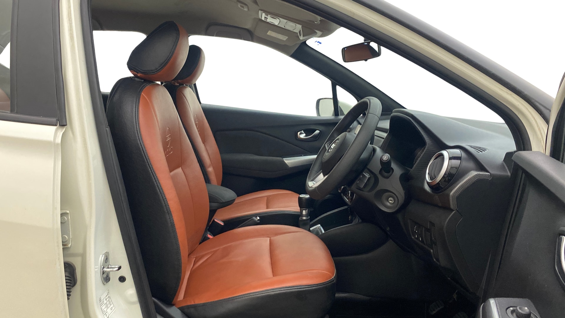 Used 2021 Nissan Kicks Used 2021 Nissan Kicks