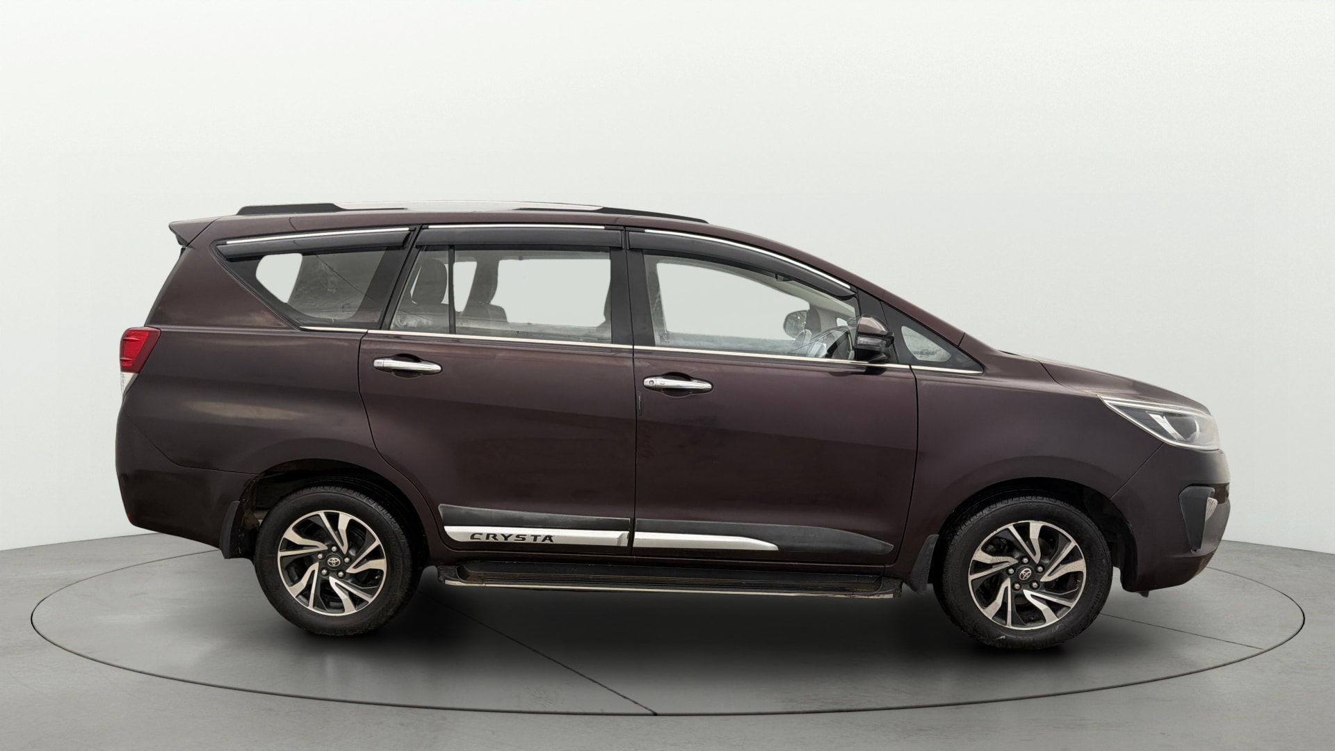 Used 2022 Toyota Innova Crysta Used 2022 Toyota Innova Crysta