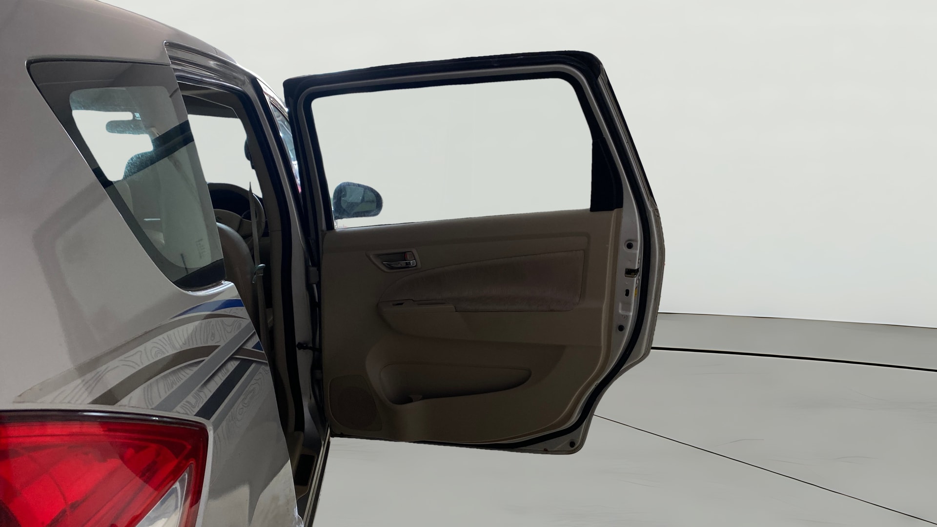 View 2015 Maruti Suzuki 1000 Base Variant Image 7 Used 2015 Maruti Suzuki 1000 Base Variant Image 7