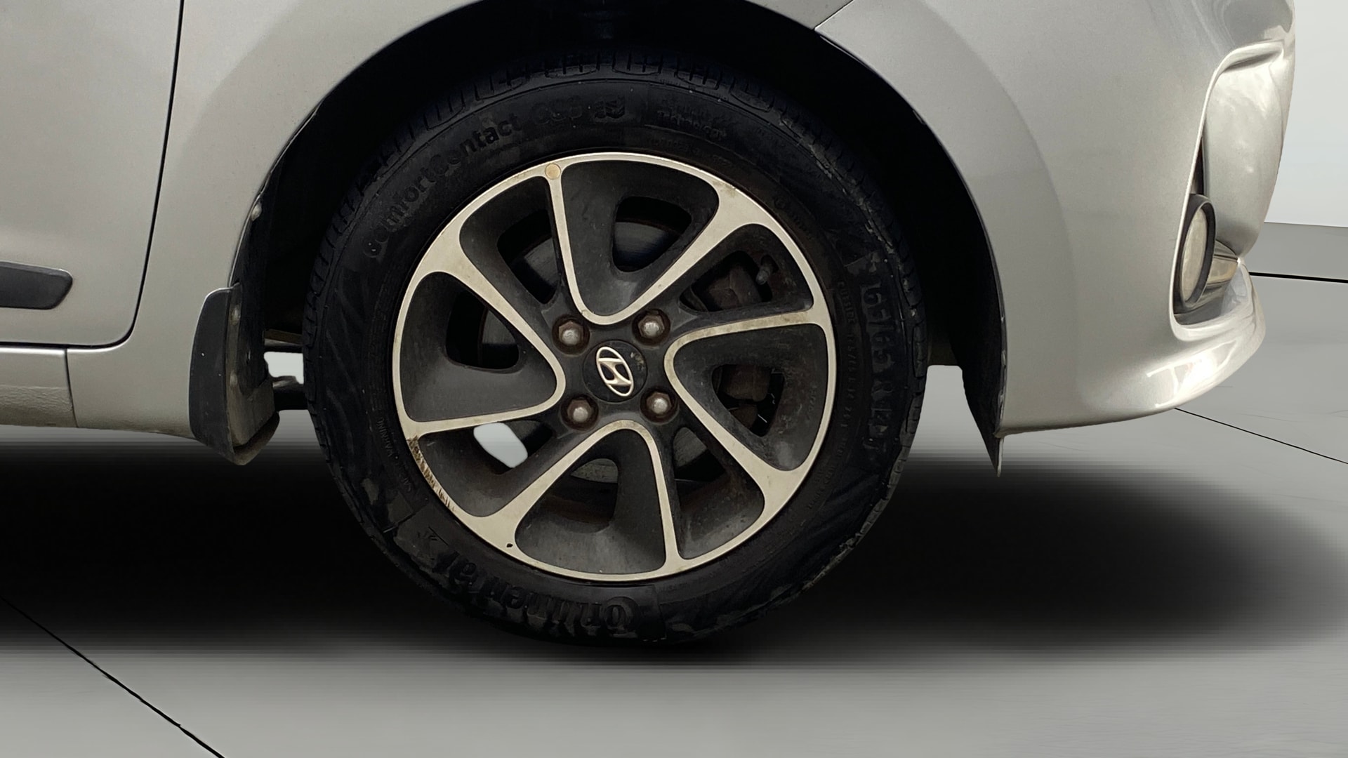 View 2019 Hyundai Grand i10 1.2 Sportz AT Petrol Image 40 Used 2019 Hyundai Grand i10 1.2 Sportz AT Petrol Image 40