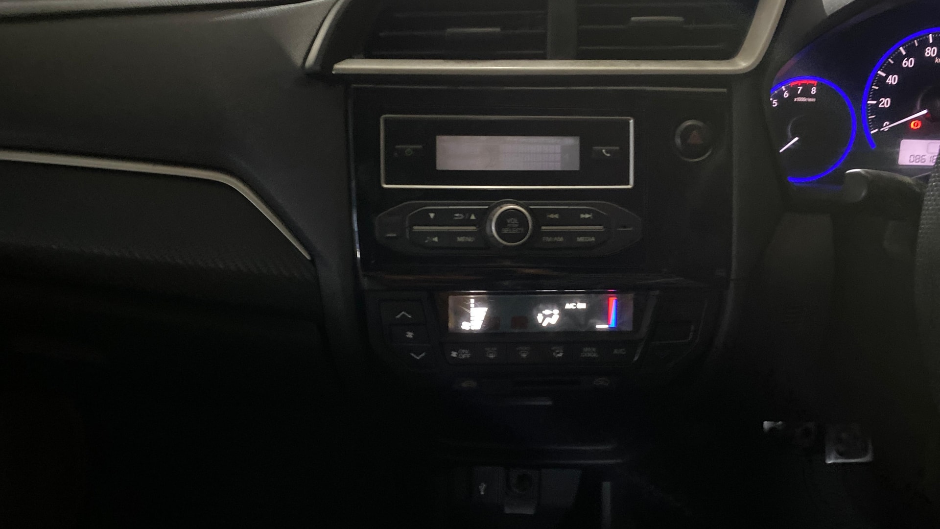 View 2017 Honda Brio S MT Petrol Image 17 Used 2017 Honda Brio S MT Petrol Image 17