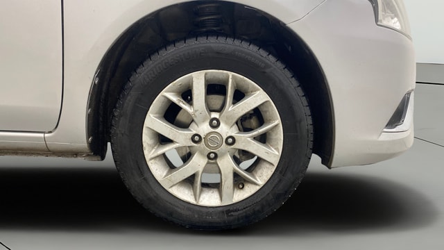 View Nissan Sunny Image 40 Used Nissan Sunny Image 40
