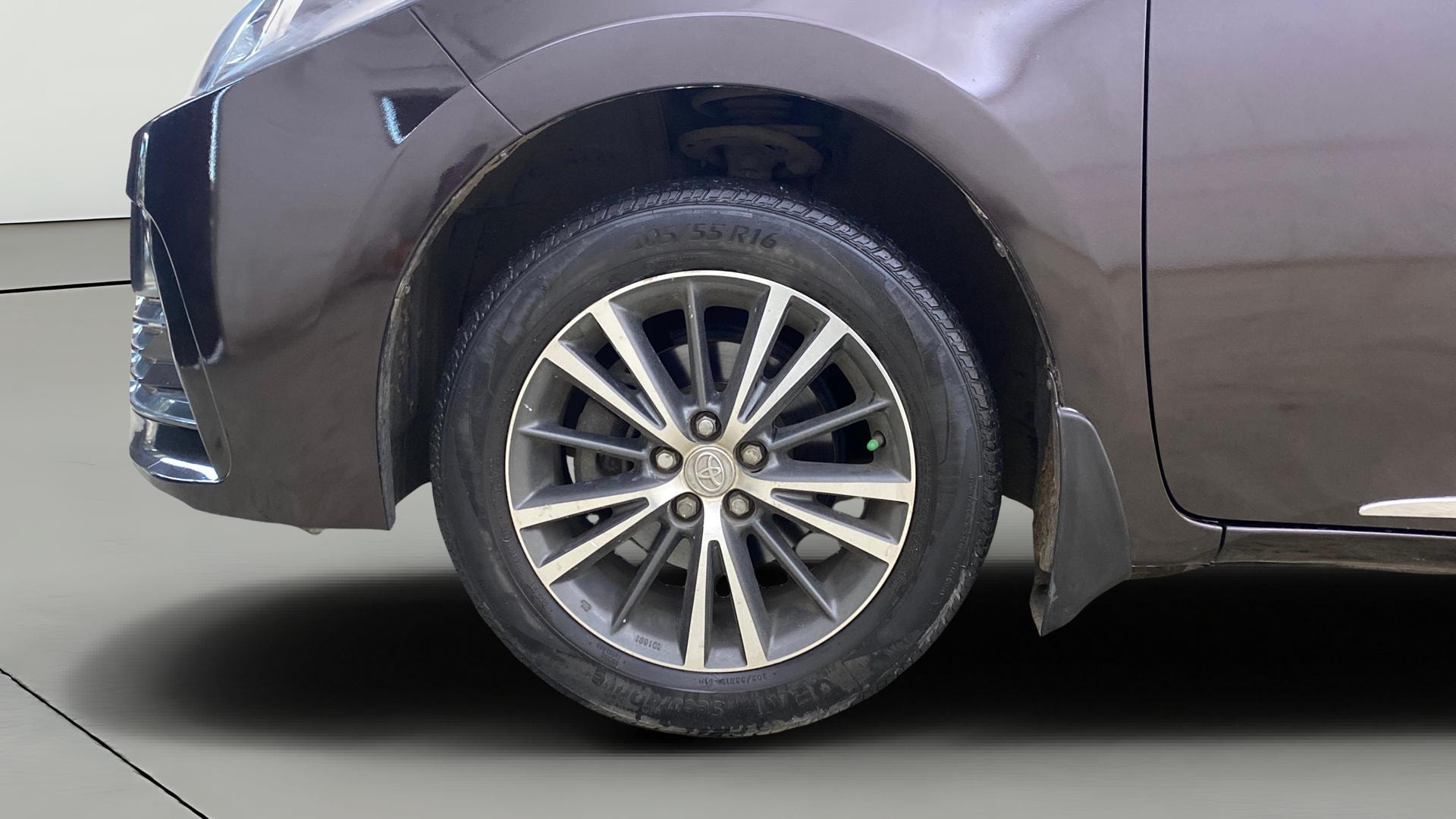 View 2017 Toyota Corolla Altis 1.8 VL AT Image 28 Used 2017 Toyota Corolla Altis 1.8 VL AT Image 28